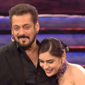 Eisha Singh Instagram - Sharing the stage with the man with a golden heart, Salman sir, A very big thankyou for being the most protective and the most loving one when I was away from my near and dear ones. 

And hugging papa after 3 months calmed all the hurricanes in my heart, Have been his little girl, Always 🥰

PS - Posting the pictures on public demand! 😉

#EishaSingh #BiggBoss18 #SalmanKhan #Memories