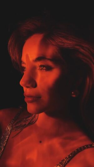 Ela Velden Instagram - Me sumo al trend solo porque me gusta el corito (pero en realidad se escuchaba blue moon de fondo )