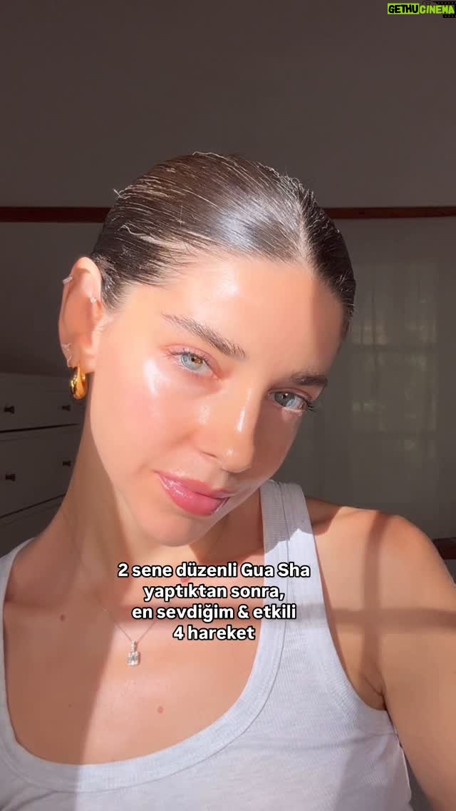 Elvin Levinler - 15.1K Likes - en sevdiğim 4 Gua Sha hareketi ✨
daha fazlasını öğrenmek istersen, canlı yayında haftanın 1 günü benimle birlikte Gua Sha derslerine bekliyorum 🪄✨💘 detaylar için profilimdeki linke veya
https://www.elvinileyoga.com/magaza/
bakabilirsin 💙
#guasha #guashafacial #faceyoga #tutorial #massage reklam