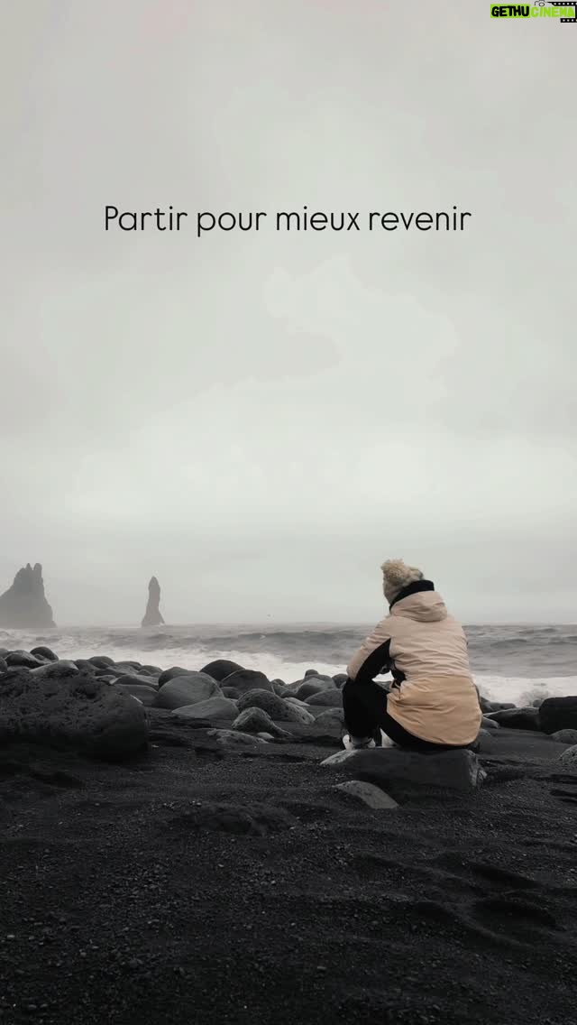 Emy LTR - 10.5K Likes - 🌊 Partir pour mieux revenir. 🌊
Il y a des départs qui ressemblent à des fugues. D’autres à des retrouvailles.
Je suis partie, mais pas pour fuir. Je suis partie pour moi. Pour mon esprit. Pour comprendre. Pour respirer.
Ce voyage, c’est un retour.
À moi. À l’essentiel. À ce que je veux vraiment.
Voyager seule, c’est la meilleure décision que j’ai prise.
Et bientôt, je vous en dirai plus. 💙
Aujourd’hui, j’ai commencé ma journée à l’hôtel Frost and Fire, puis j’ai fait un arrêt chez Bónus pour quelques courses. J’ai ensuite découvert la cascade Þuríðarfoss, avant de m’émerveiller devant Seljalandsfoss. J’ai mangé dans ma voiture face à une cascade.
J’ai continué mon voyage à travers le canyon Þórsmörk, puis je suis passée par Dyrhólaey avant de finir sur les plages noires de Reynisfjara. Ce soir, je dors à côté de Vik, avec l’océan comme dernier regard avant demain.
T’es prêt pour le jour 2?