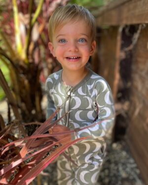 Esther Anderson Instagram - Ralph you are the light in all our lives 💫🌟✨🤩How did we get so lucky!! And how are you 2 already?! Happy Birthday Ralphie 🎉🎉
I love you my beautiful boy 💕xx