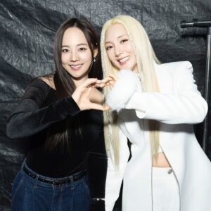 Eugene Instagram - 굿모닝 SMTOWN💖😘💜

I‘ll continue to upload the concert photos…🫶🏻

#SES #love #유진 #바다 #myfansmyfamily