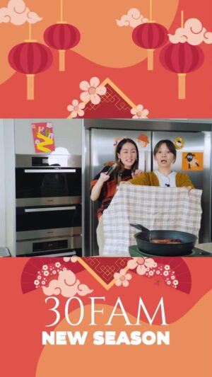 Evelyn Choi Instagram - 今日係初七人日，人人生日快樂 🥳
正式宣佈📣 30FAM YouTube 現已啟市 ！🎉
第一集請嚟Evelyn做嘉賓主廚👩🏻‍🍳
炮製一道黃金爆富笑蝦蝦🦐
仲一齊交流咗好多新抱小㊙️技🤫

今日嘉賓主廚👩🏻‍🍳: 
蔡穎恩Evelyn @evelynchoii 
主腦人🧑🏻‍🎨: 
30FAM (Sam @30menu.fam & Sumkiu)
Coei Leung @coeicoeicoei
幕後大佬📽️: 
Gloria Tang 
B Wong  @bwongkalun 
後援小幫手🧑🏻‍🔧: 
Aris Cheung @aris.is.aris
Kathy Man @mcyyoman

#30FAM
#30FAMKitchen
#30FAM同你吹水
#30FAMSam #30FAMSumkiu
#嘉賓 #蔡穎恩Evelyn 
#新年新抱小秘技
#農曆新年 #油爆黃金蝦
