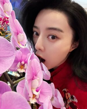 Fan Bingbing Instagram - Happy Chinese New Year, everyone! ❤️❤️❤️ Wishing you wealth, happiness, and smooth sailing ahead!