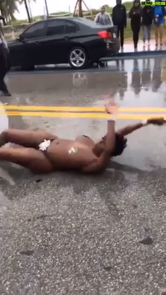 Fantasia Royale Gaga - 7.6K Likes - Rolling into The Weeknd like ……..😂🥳