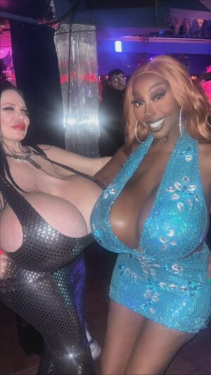 Fantasia Royale Gaga Instagram - Had a blast with @foxy_menagerie at @piranhavegas