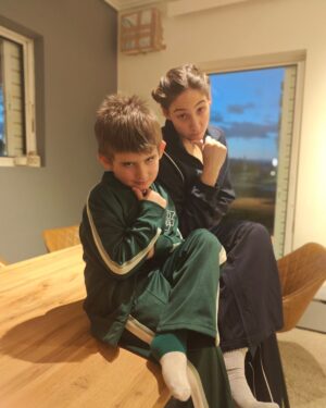 Foteini Atheridou Instagram - «Μαμά αυτή η φόρμα θα είναι η φόρμα του παρκουρ ! Και εσένα εντάξει ;» #parkourlife #parkour #boyhood #deforme #love