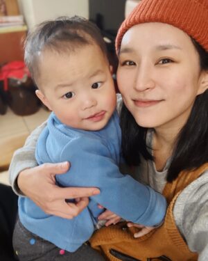 Fran Chen Instagram - 過足癮了，擔任姑姑的部份。
早安，新年快樂！🧧🧧🧧