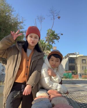 Fran Chen Instagram - 過足癮了，擔任姑姑的部份。
早安，新年快樂！🧧🧧🧧