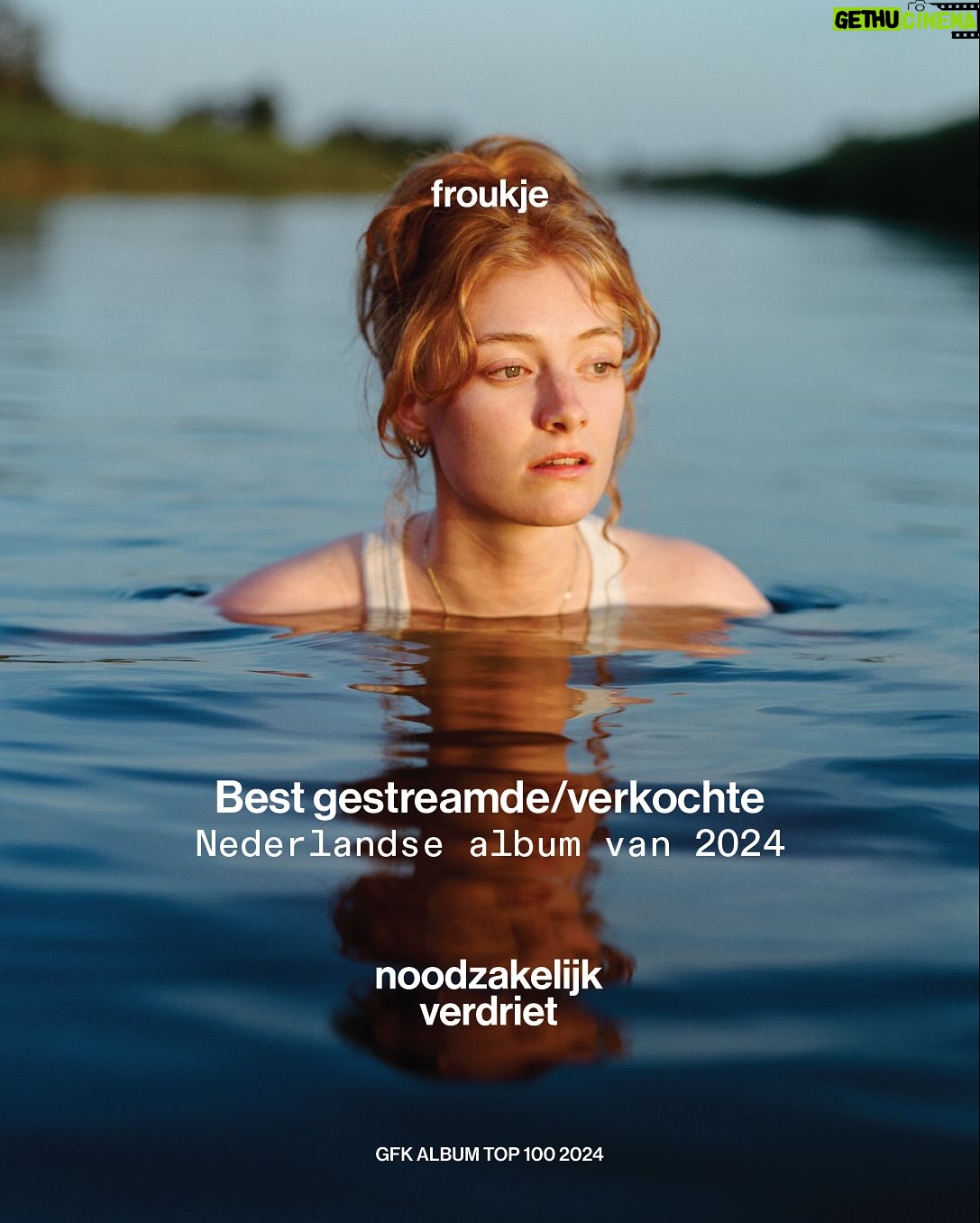 Froukje Veenstra - 18.3K Likes - Mijn debuutalbum ‘Noodzakelijk Verdriet’ is het meest verkochte/gestreamde album én het meest verkochte Nederlandse vinyl van 2024! Ik ben jullie dankbaar voor al jullie support en voel me vereerd om tussen allemaal zulke grote internationale namen te staan in deze lijst.✨ Ik hoop dat de nieuwe muziek die ik op dit moment aan het maken ben weer net zoveel oren gaat bereiken. We gaan het zien. Liefs.❤️