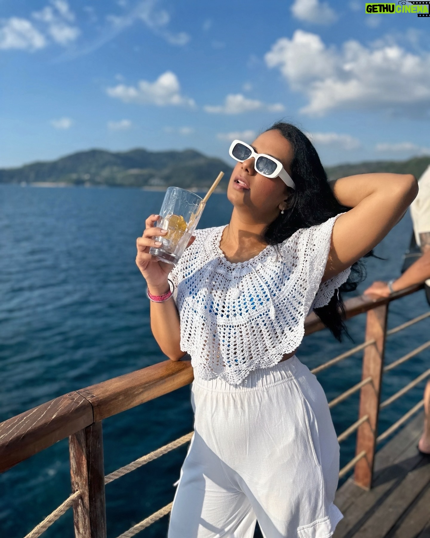 Gautami Kawale - 100.3K Likes - candid 💅 this water baby is so happy!
#ootd #beach #sunkissed #boat #boatparty #yona #boatclub #phuket #portrait #sunset
