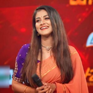 Gauthami Jadav Instagram - Trophies fade, but the love she’s earned will last a lifetime. Truly one in a million! ❤️

Saree - @mysoreshreecollections
Blouse - @navis_designer_studio

@colorskannadaofficial 

#GouthamiJadhav #BBK11 #HosaAdhyaya #biggbossjourney #BiggBoss #AdAstra