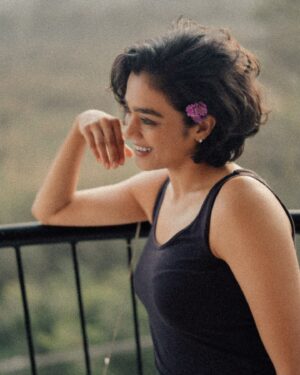 Gayathrie Instagram - 🫧📸 @linsonantony_