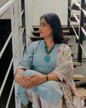 Gayatri Bhargavi Instagram - Every steps counts, all that we need to do is keep walking…. ♾️
Monday Mood.
How was your day???? 
.
.
.
.
.
#monday #workmode #steps #possibility #positivity #infine #opportunity #comingsoon 🧿
