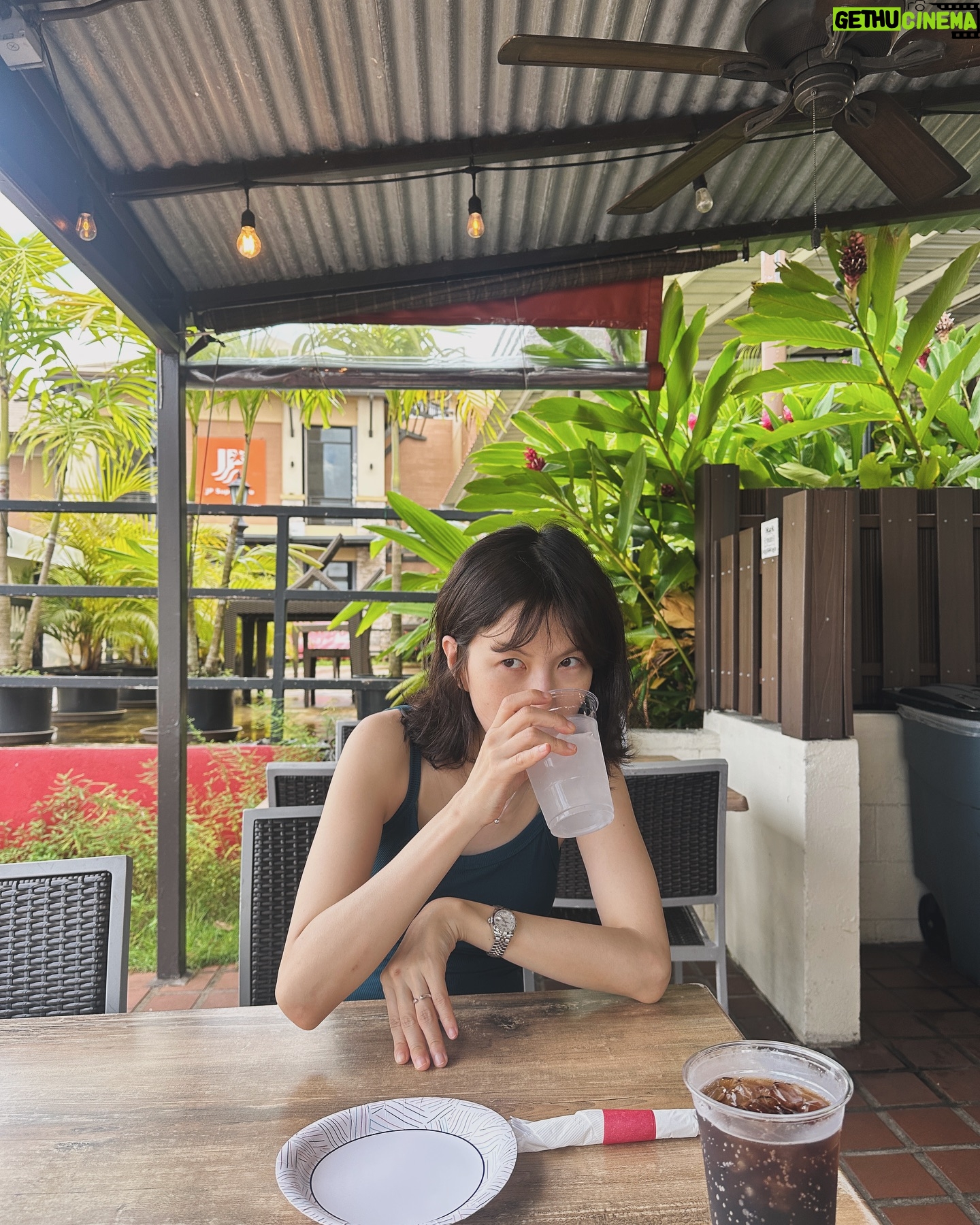 Gong Min-jeung - 134.9K Likes - 감사할 일도 축하할 일도
지치는 날도 힘이 나는 날도 많았던 11월 그리고 오늘까지,
모든 날들이 의미있었다💐
최선을 다 하고 싶다.
모두가 도와주니까