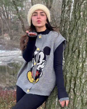 Hajra Yamin Instagram - #ny ❄️☕️🫶🌲