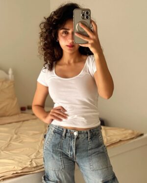 Hajra Yamin Instagram - Au revoir❣️