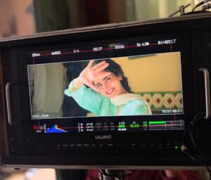 Hajra Yamin Instagram - Between reel & real✨