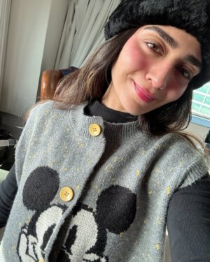 Hajra Yamin Instagram - #ny ❄️☕️🫶🌲