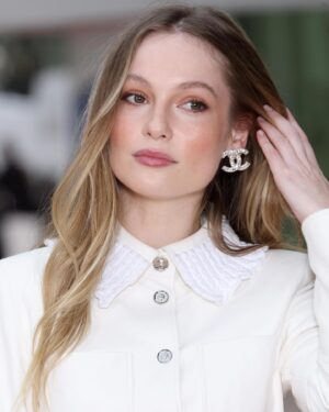 Hannah Dodd Instagram - @chanelofficial Haute Couture - 🌸

I had the absolute privilege of visiting the atelier in the final hours before the show with @bazaaruk - To see the talented hands at work creating these pieces of art pre runway was so incredibly special. Super grateful @chanelofficial xx

 
Pascal Le Segretain / Getty Images
@pipbourdillon 
@felicitykay 
@sarahillmakeup 
@knightjosh 
@thebradylea 
@selectmodellondon 
@trackpublicity