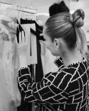 Hannah Dodd Instagram - @chanelofficial Haute Couture - 🌸

I had the absolute privilege of visiting the atelier in the final hours before the show with @bazaaruk - To see the talented hands at work creating these pieces of art pre runway was so incredibly special. Super grateful @chanelofficial xx

 
Pascal Le Segretain / Getty Images
@pipbourdillon 
@felicitykay 
@sarahillmakeup 
@knightjosh 
@thebradylea 
@selectmodellondon 
@trackpublicity