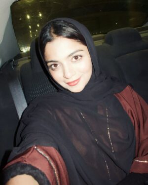 Hansika Krishna Instagram - 🌙🕌

@szgmc_ae @visitabudhabi 
How are you doing?