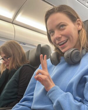 Hayley Erin Instagram - In honor of @chloelanier123’s birthday here is a collection of photos of her being cute. Love you Chloe 🕶️ Ft our karaoke song 😂