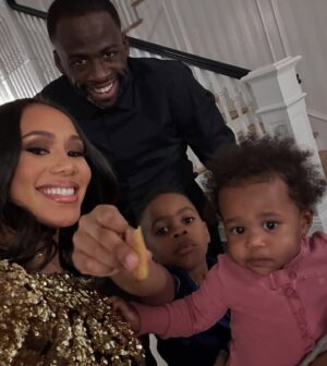 Hazel Renee Instagram - 💫🖤✨Black Excellence✨🖤💫
Happy Black History Month✊🏽 & Lunar New Year🧧 

The Actual Celebration: BIG 40 For Our Dear Friend🎉
Hair: @hairbypkk 
MU: @briamakeup 
Dressed By: @marisabakernm & @richfresh 
Shoe: @tomford