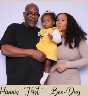 Hazel Renee Instagram - BIG ONE! I’ve Never Seen A Year Speed Past Until I Birthed The Littles! Honey Hunny Hunni Bee Ya’ll! The Sweetest Little Bee 🐝 Out The Clan! May God Shower You With Abundant Favor & Purpose Always! A Subtle Reminder That The Tiniest Hands Warm My Heart And The Purest Eyes Are Looking Up To Me! Happy First Bee Day Earthside Hunni 🍯 Mannnn We Love Her Down!!💛💛💛💛💛
Thank You @encoreevents90210 For Making This Extra Special🫶🏼 #FirstBirthday #BigOne #BeeDay