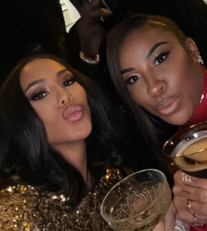 Hazel Renee Instagram - 💫🖤✨Black Excellence✨🖤💫
Happy Black History Month✊🏽 & Lunar New Year🧧 

The Actual Celebration: BIG 40 For Our Dear Friend🎉
Hair: @hairbypkk 
MU: @briamakeup 
Dressed By: @marisabakernm & @richfresh 
Shoe: @tomford