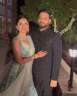 Hemal Ingle Instagram - For our Starry Sangeet Night I got to be a @label_charmiegalaiya bride. Her beautiful lehengas are a piece of art. This was the perfect colour that I exactly dreamt of, I wanted a different colour which would stay in theme. The handwork all over the lehenga is so intricate and elegant you cannot take your eyes off. I paired this beautiful ensemble with @roomys_jewellery to get the most exquisite look. You know me, diamonds are my best friend and I’m so glad I got to wear such a beautiful piece from their collection to shine like a star 🌟 
And obviously this look was achieved by my brother, my confidant, my love @atonmuah. I told him I want a minimal look because I was tired of sitting on the makeup chair throughout the events. And here it is, he served and how, achieved this entire look in 1.5 hrs 👏🏼