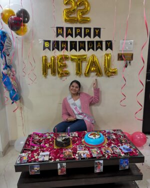 Hetal Gada Instagram - Mera Happy Birthday in a nutshell ❤️
#22