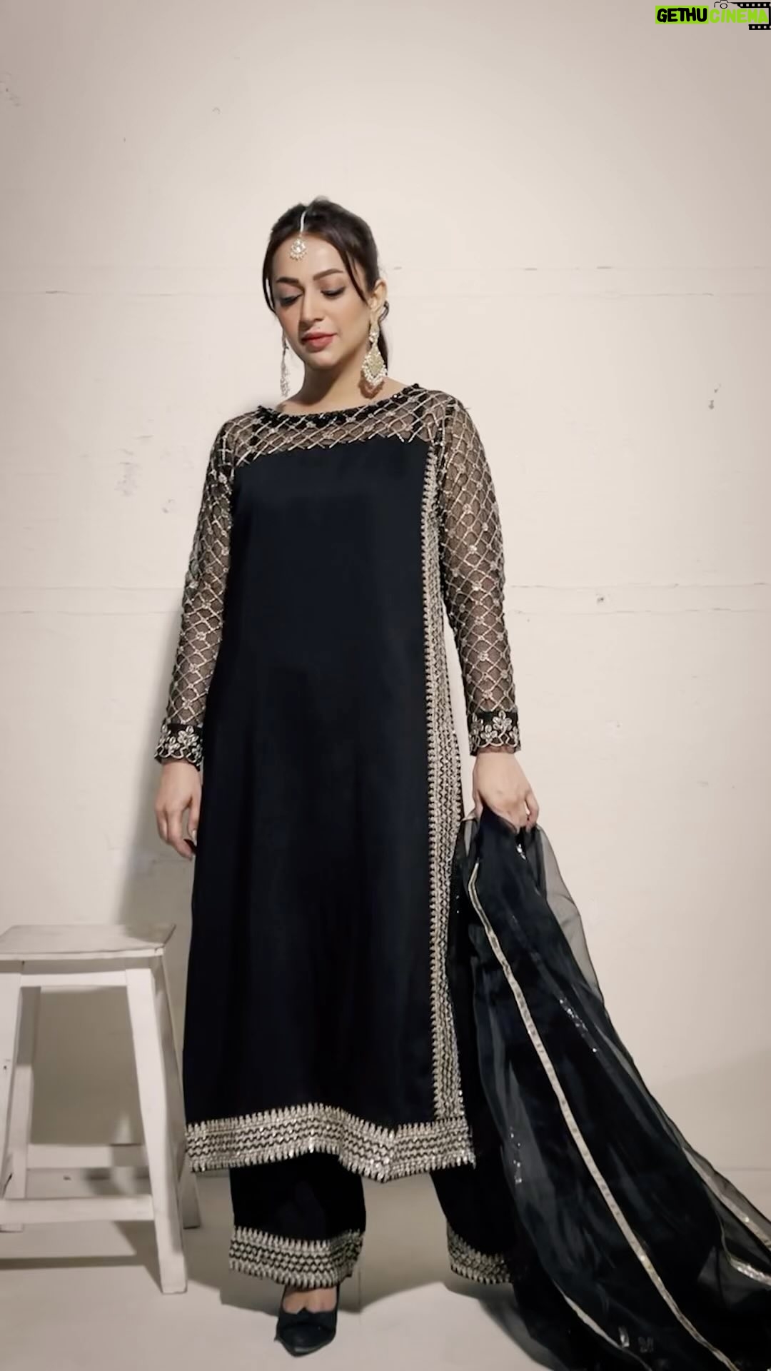 Hiba Ali Khan - 40.4K Likes - My own style selection comes from kross kulture’s exclusive signature collection “kross couture”
Visit their stores and check out their website to see this collection in various colours. The formal collections are designed for festive dress and are incredibly affordable and stylish.
Collection : @krosskultureofficial
#krosskultureofficial #krosskulture #luxury #PR #collaboration #influencer #newcollection #trend #reels #hibakhan #illo #instafashion #beautiful #fmh #hello