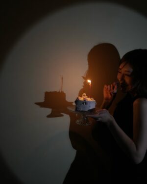 Hina Ishizaki Instagram - ⁡
本日1月23日また1つ歳を重ねました🎂♡
⁡
いつも応援ありがとうございます！
素敵なメッセージに癒されています…♡