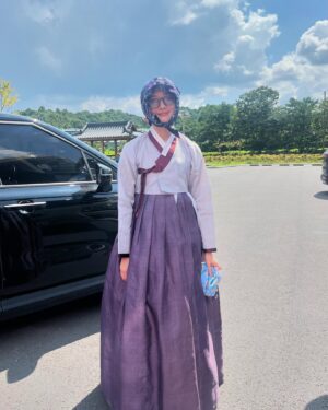 Hong Bi-ra Instagram - #옥씨부인전
우리 자모회당 이씨부인 역할을 맡게 되어 정말 행복했어요🥹
촬영하는 동안 함께한 모든 분들께 감사드리고, 제겐 매 순간순간이 소중한 선물 같은 시간이었습니다. 많은 사랑과 응원을 보내주신 모든 분들께 진심으로 감사드리며, 조만간 또 새로운 모습으로 인사드릴게요!🥰🙏🏻