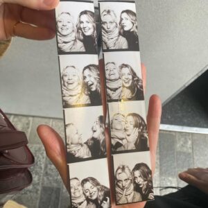 Ida Marie Nielsen Instagram - Life with my favourite people 🐞 Swipe to le🔚for a lil beachtime madness