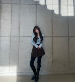 Im Min-su Instagram - 음악에 무지한 나인데 여기 있다보면 힐링을 하게 되더라구요?
평소에 하지 않던 다양한 경험은 언젠가 영감이 되니까