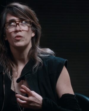 Imogen Heap Instagram - You’re in for a treat with FKAtwigs’ new album Eusexua. 

A few weeks back, I got to discuss process and presence and with this luminous creature. We also shared some moments of music and movement together. 

It was delightfully Glovely ;) 

I’m getting me a ticket for sure for the tour. As should you.

Congratulations @fkatwigs on an audacious, playful and highly enjoyable album!

 🎥: @spotify
