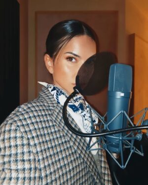 Inna Instagram - Curls ON and studio sesh' Are you ready for new music?