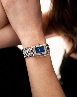 Irene Azuela Instagram - Vayan haciendo su wishlist… @ferragamo #FerragamoTime