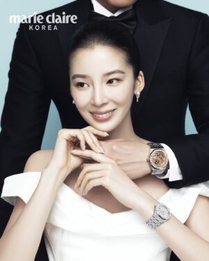 Irene Kim Instagram - BRIDE MODE…officially in print! 👰🏻‍♀️💕

Beyond excited to share our @MarieClaireKorea Wedding February covers with @AudemarsPiguet 🤍 

Endless gratitude to the amazing team for making this moment so magical🥺
Editor in Chief: @fashionyk
Photographer: @photokyj80 
Fashion Editor: @_woory_
Features Editor: @lejetorial 
Brand Communications: @bing_________9 
Hair: @ksw7789 
Makeup: @e_bom 
Styling: @soorink 
Styling Assistant: @woojxxg 

AND the biggest shoutout to my forever Valentine…not just for putting up with me, but for having to make an official debut as a hand & back model!🤣 You absolutely nailed it🤭❤️

#AudemarsPiguet #오데마피게
