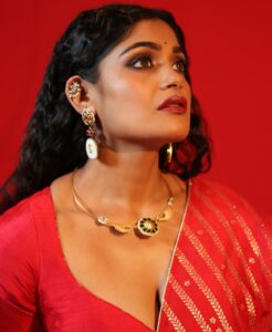 Isha Keskar Most Liked Photos and Posts