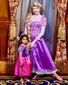 Actress Iswarya Prabakar HD Photos and Wallpapers January 2025