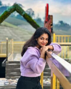 Actress Ivana HD Photos and Wallpapers January 2025
