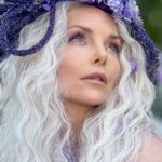 Izabella Miko