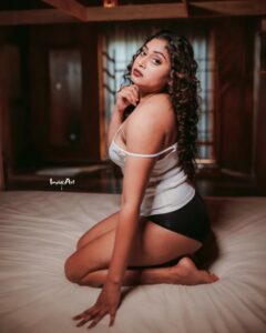 Actress Janaki Sudheer HD Photos and Wallpapers January 2025