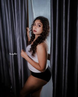 Janaki Sudheer Instagram - "Celebrate ending for they precede new beginnings"

Make over: @makeupartistaamy
Still: @image_art_kerala 
Location: @nikhilbeachresort

#instagood #iamonmyway #instalike #instadaily
#instamood #instapeace #reelsinstagram #reelsinsta #reelsvideo #reelitfeelit #reelsviral #janakisudheer #modelsofkerala #modelsoﬁnstagram #bigbossmalayalamseason4 #bigbossmalayalam #selflove #happiness #bold #actress