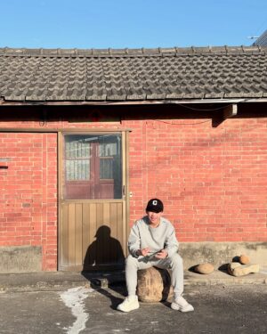 Jane Lee Instagram - 除夕沙鹿老家團圓，大家都平安健康快樂過新年🥰 #團圓