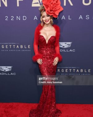 Jarry Lee Instagram - the 22nd annual @unforgettablegala by @character.media & @getgoldentv was such an incredible night 🌹 

congratulations to @prabalgurung, the cast of @avatarnetflix, @annasawai, @_joanchen_, @your.richbff, @officialbyronscott, and all the other amazing award honorees! 🏆

also ‘twas v cool seeing @nicklachey @98degrees @iwonhoyou @thejetsband @thuymusic @partyfoul_official & so many talented artists perform 😮