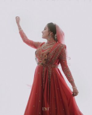 Jaseela Parveen Instagram - A heartfelt wedding day filled with gratitude, laughter, and cherished moments with friends who made every second even more special.  #lamoreweddingfilms